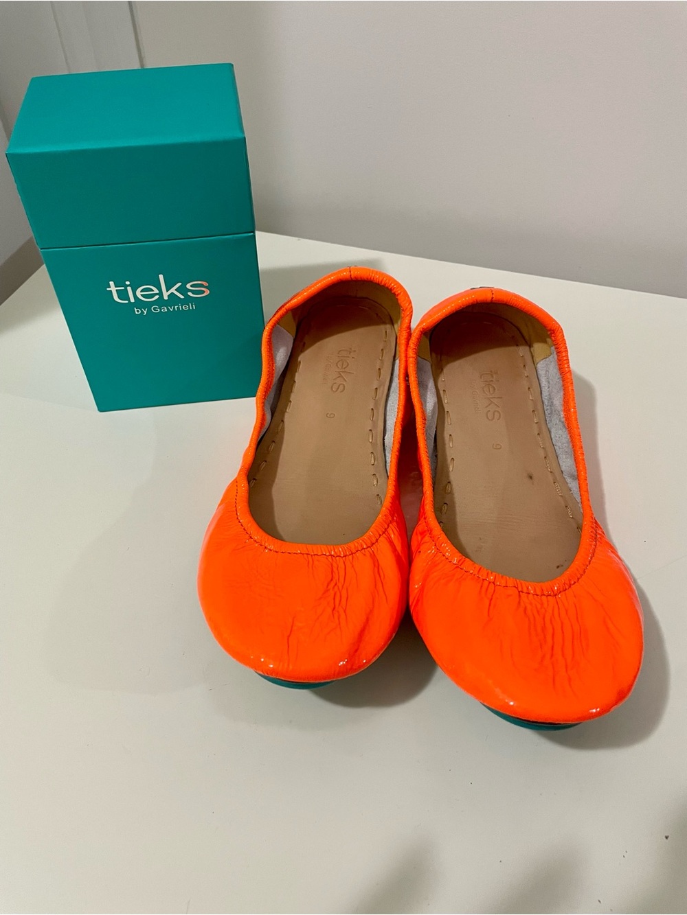 Tieks Women’s Ballet Flats in Outrageous Orange - Size 9